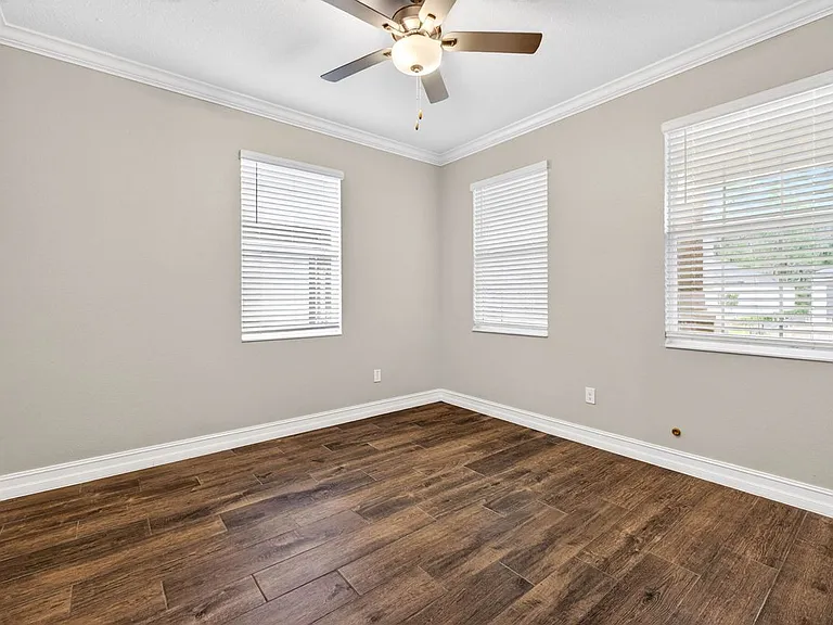 19462 Forest Garden Ct — Photo 16