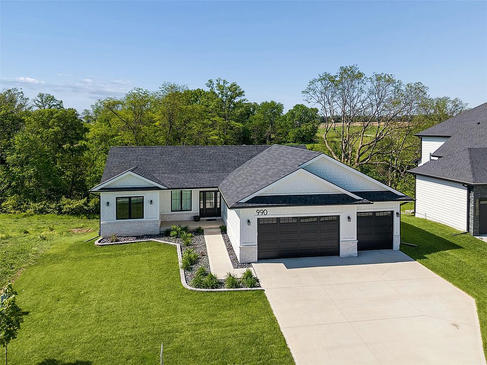 1st image of 990 Harrington Way