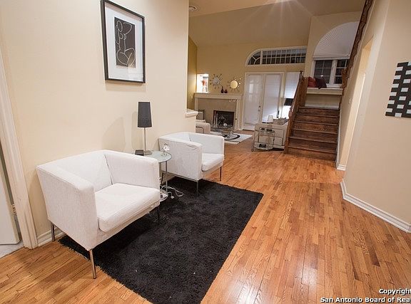 2nd image of 25 Villa Jardin