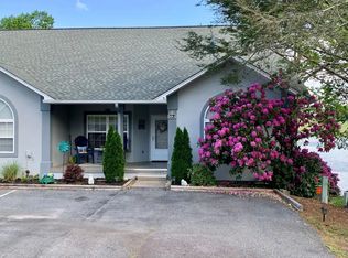 209 N Berrong St UNIT A, Hiawassee, GA 30546