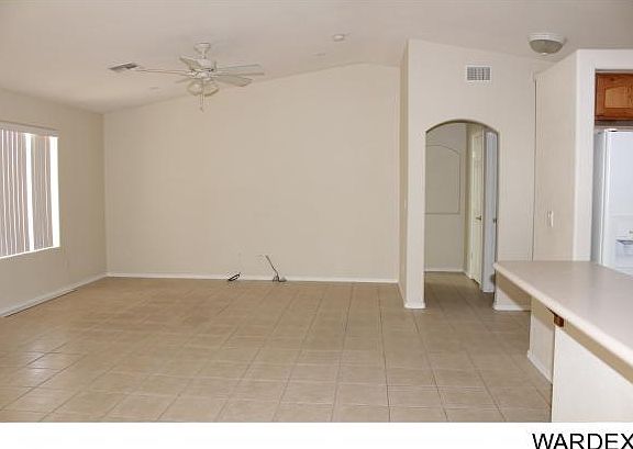 4th image of 1908 E Pyramid Lake Dr