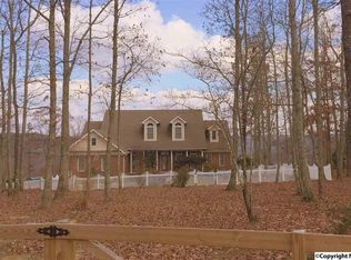 971 Blowing Cave Rd, Gurley, AL 35748