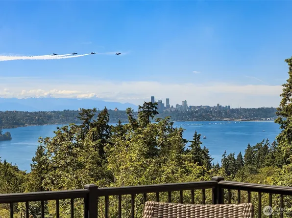 8430 SE 53rd Place, Mercer Island, WA 98040