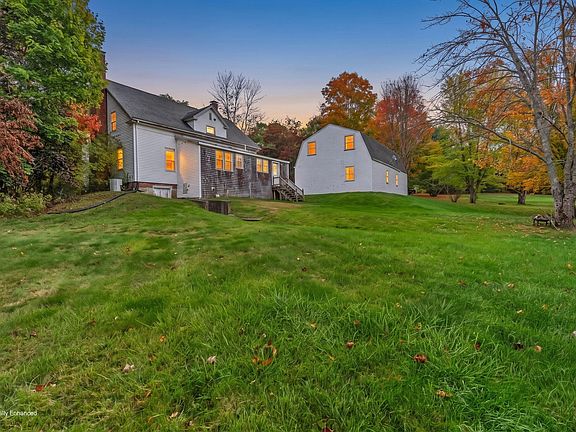 2nd image of 1742 Alna Road