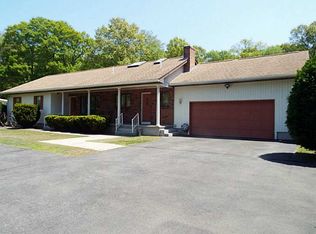 6 Garwaine Dr, Lincoln, RI 02865