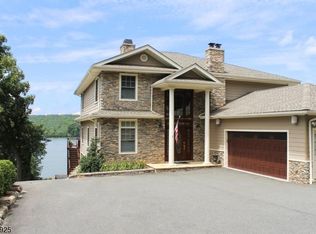 63 Ripplewood Dr, Lake Hopatcong, NJ 07849