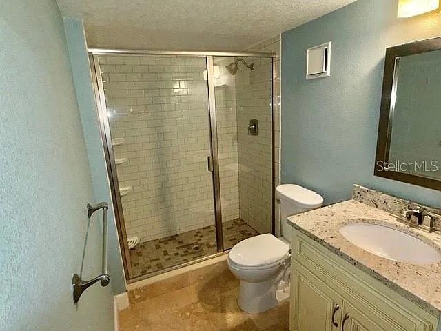 545 Garfield Ave #402 — Photo 20