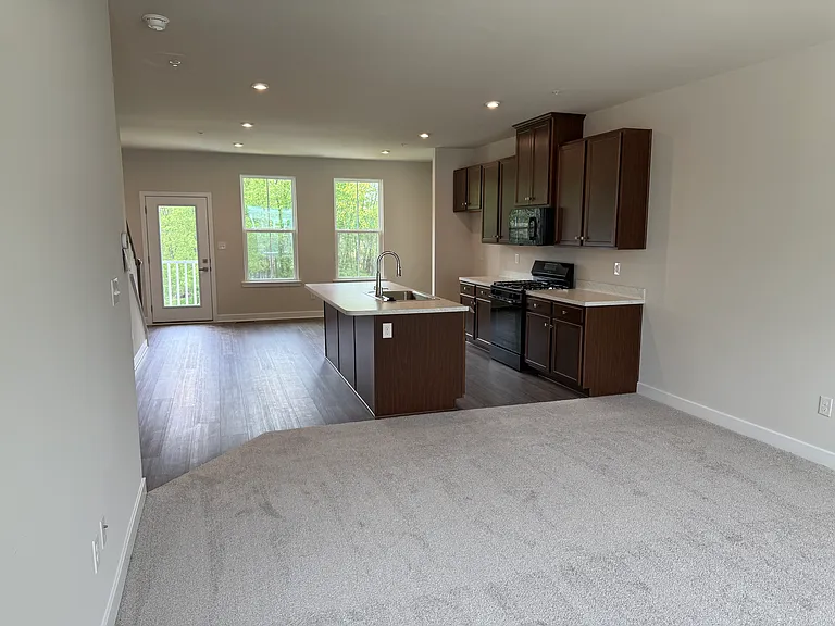 11 Foxwood Dr — Photo 19
