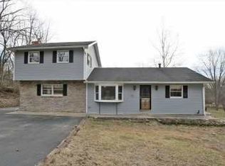 5975 Hursh Rd, Middletown, OH 45042