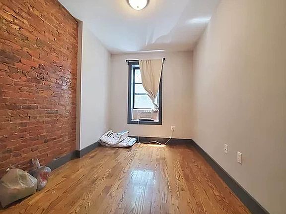 4th image of 188 Rockaway Ave #2R