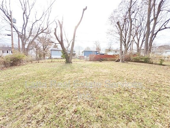 3rd image of 9640 Ditman Way