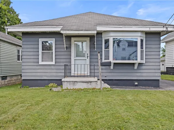 128 Harford Rd, Syracuse, NY 13208