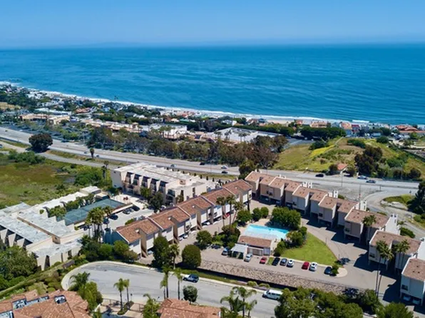 23910 De Ville Way APT B, Malibu, CA 90265