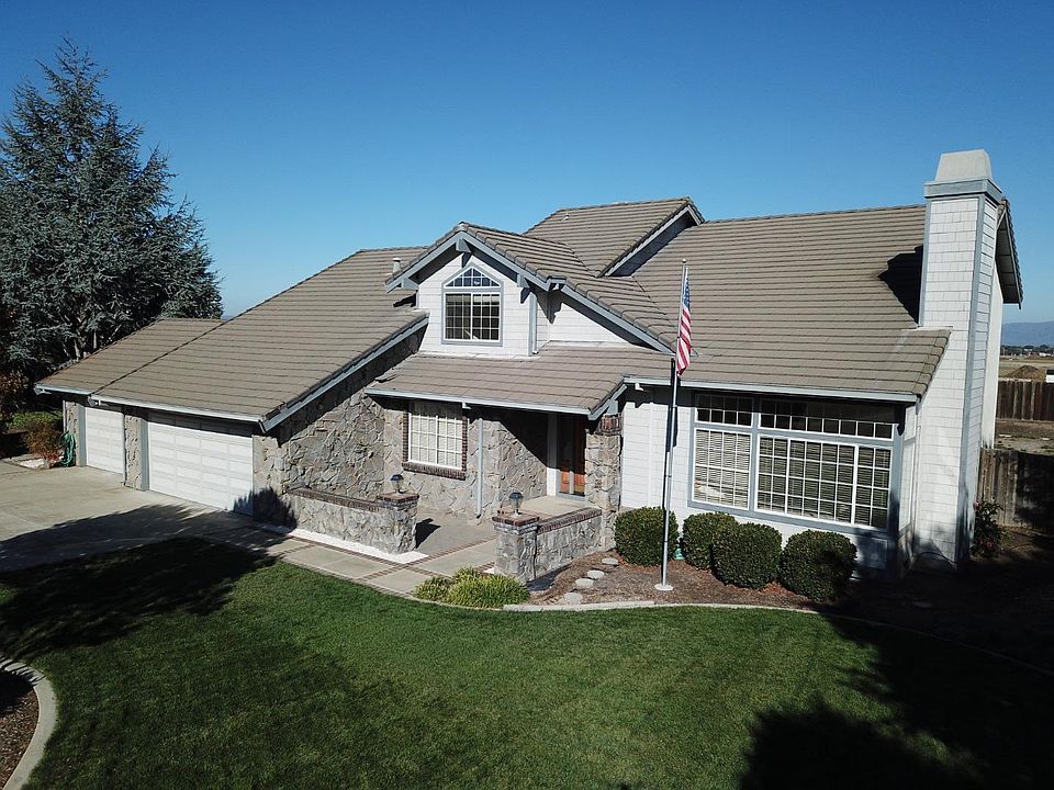 1st image of 431 Tierra Del Sol