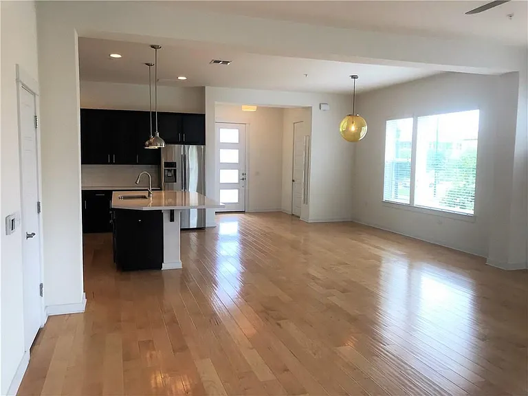 4231 Berkman Dr — Photo 6