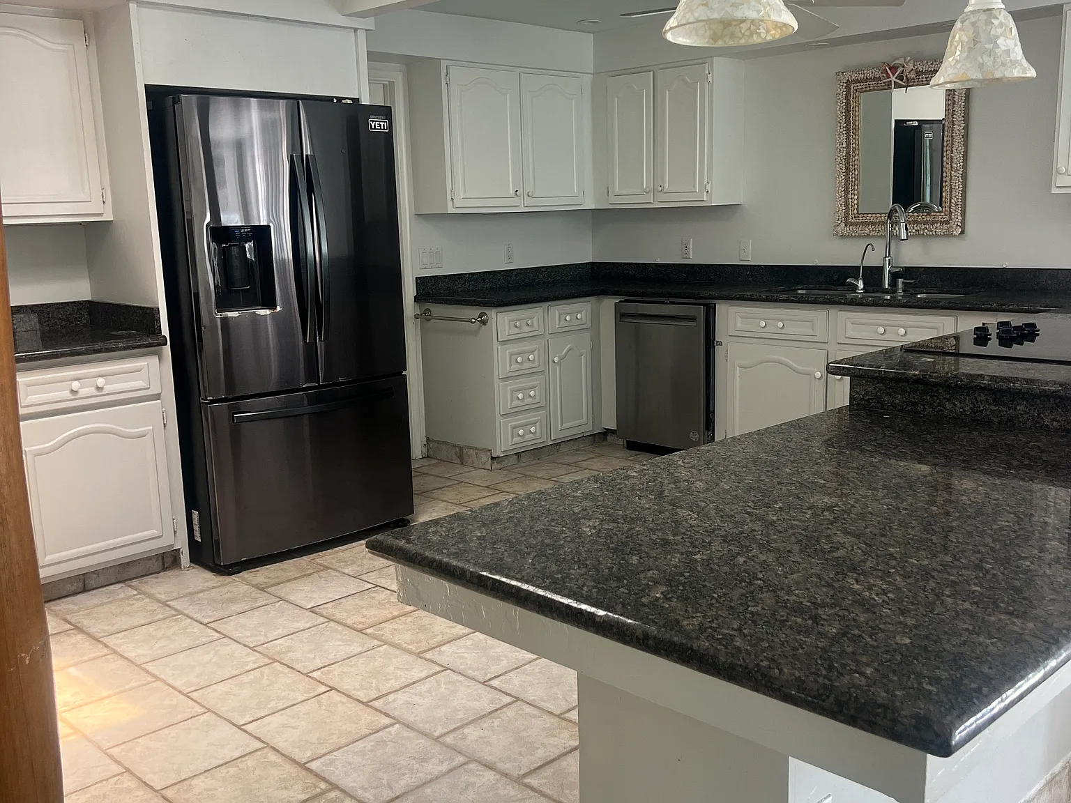 4 bed, 3000 sqft, $9,600 — Photo 4