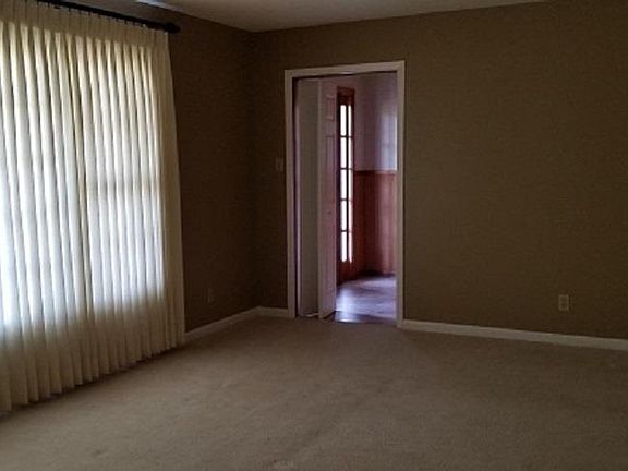 5th image of 45333 Easley Ln