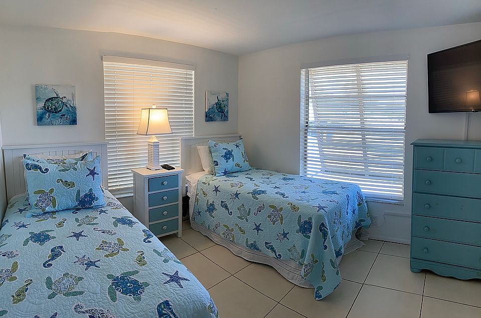 2nd image of 297 Rotonda Blvd W #B