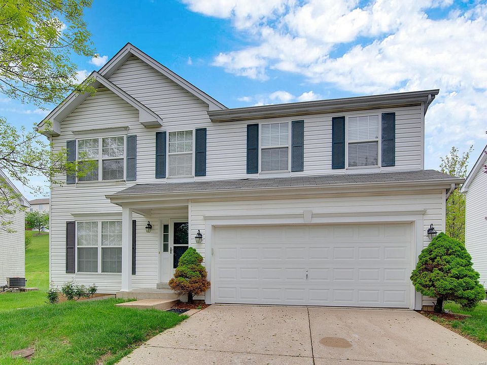 1st image of 421 Coventry Trail Ln