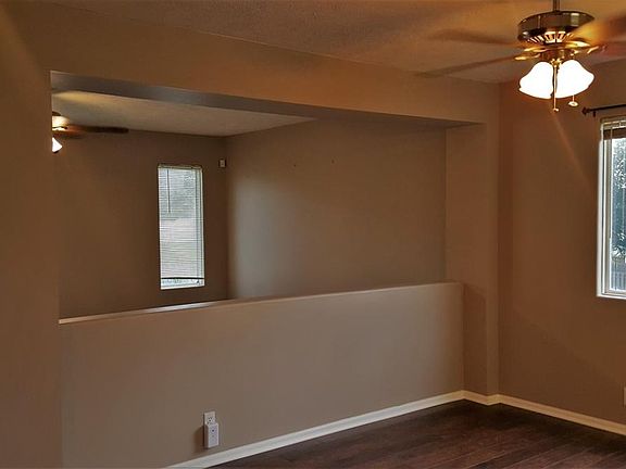 2nd image of 10907 S 18th St