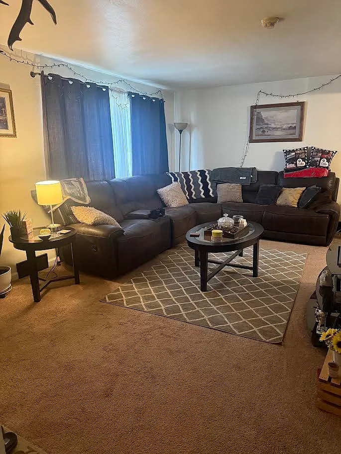 2 bed, 900 sqft, $995 — Photo 4