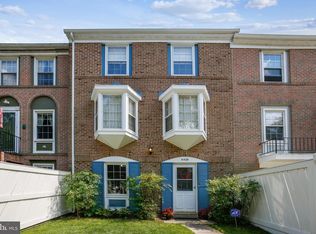 4439 Scarborough Sq, Alexandria, VA 22309