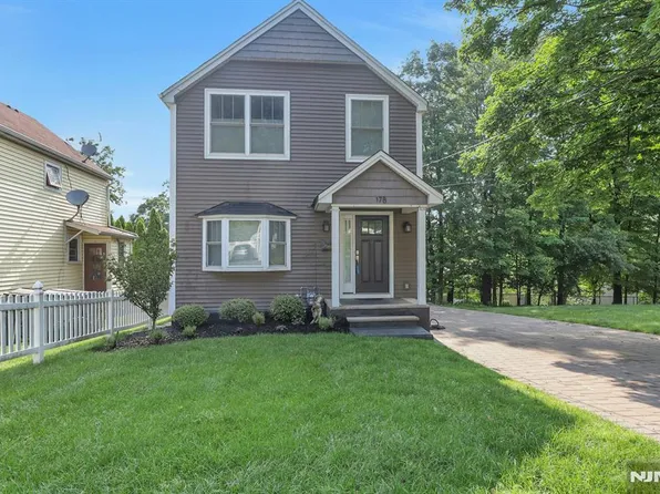 178 Arthur St, Hillsdale, NJ 07642