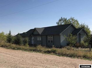 16 Ridge Dr, Douglas, WY 82633