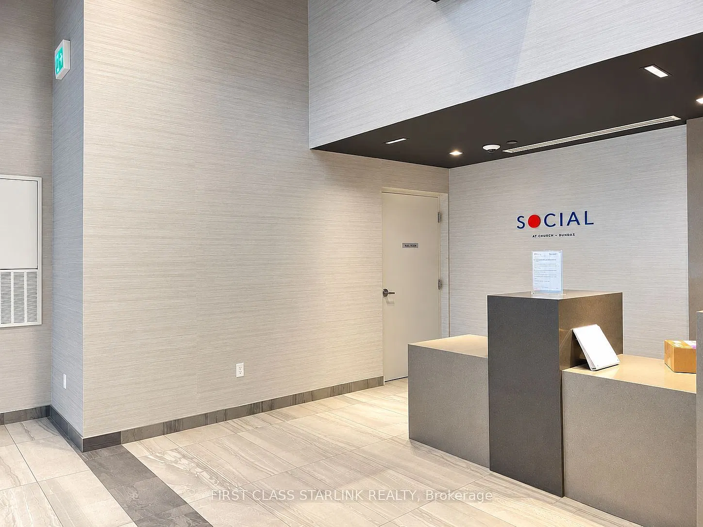 2 bed, $2,530 — Photo 2