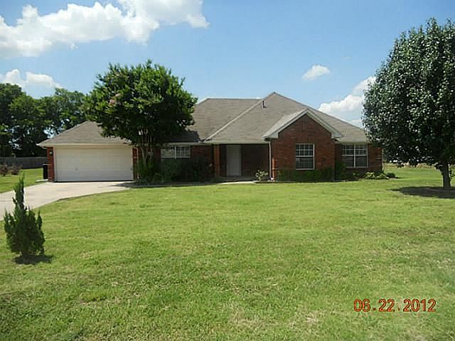 1st image of 745 Cross Timbers Dr