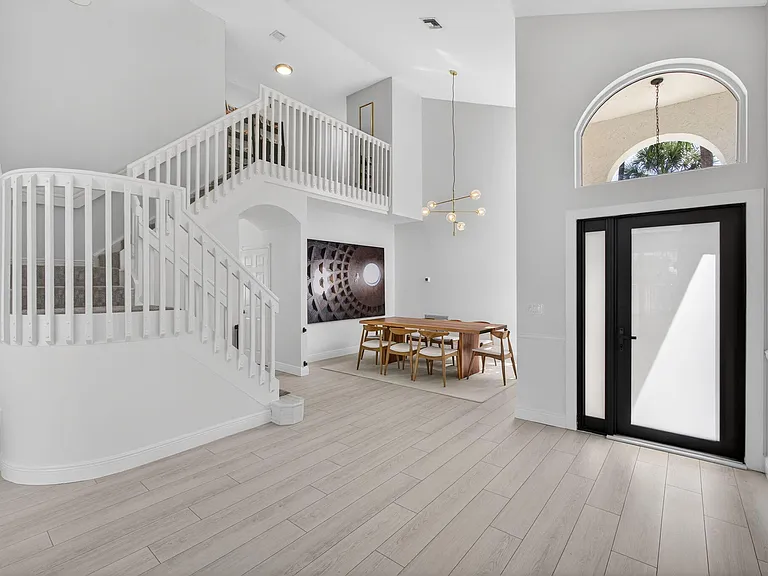 2114 Chagall Cir — Photo 8