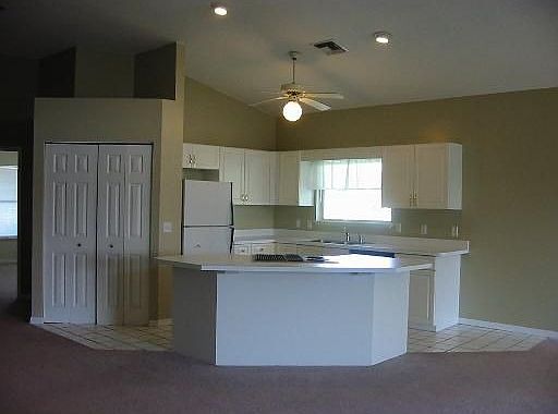 2nd image of 602 Peninsular Dr