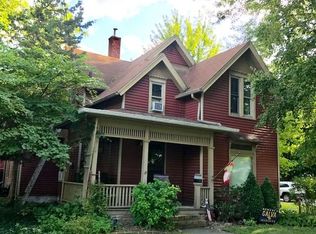 417 SW 6th St, Galva, IL 61434