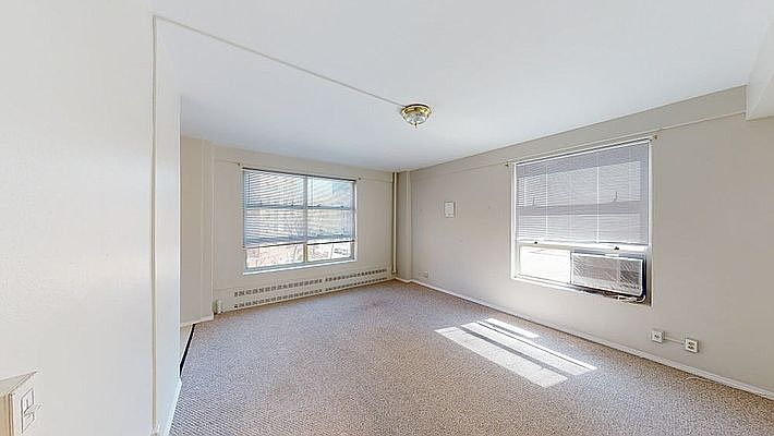 1st image of 70 La Salle St APT 2C