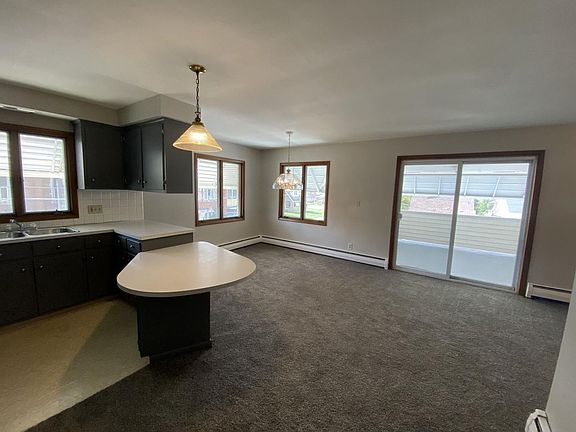 4th image of 6326 Ridge Rd APT 3