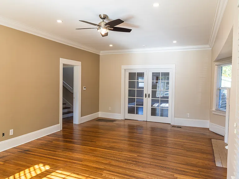4210 Halldale Ave — Photo 10
