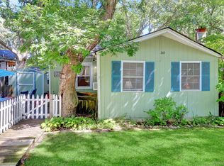 30 Neptune Pl, Calverton, NY 11933