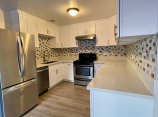 1010 Marlin Dr, Vista, CA 92084