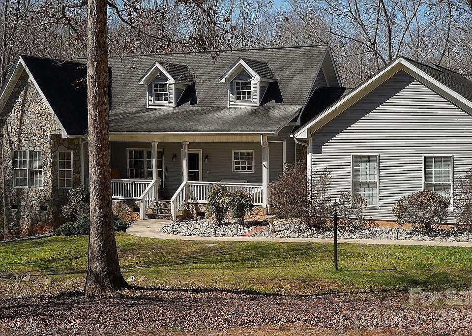 1st image of 7972 Summit Ridge Dr