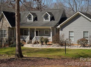 7972 Summit Ridge Dr, Catawba, NC 28609