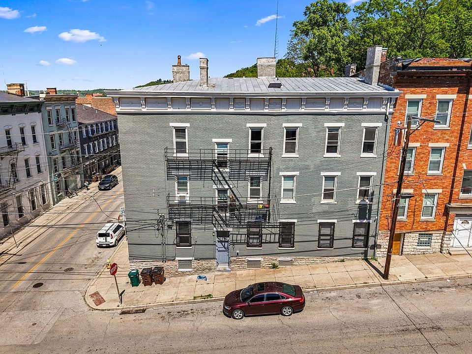 1st image of 150 E Clifton Ave #1