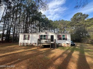 131 Starlight Ln, Rich Square, NC 27869