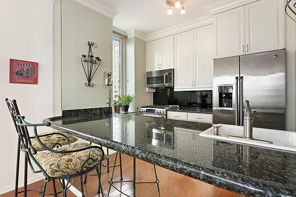 Sold by Corcoran | media 15