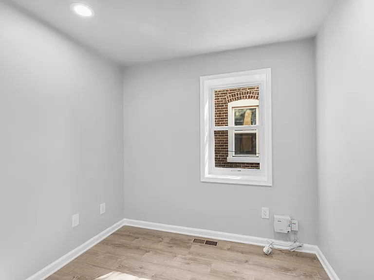 69 E Slocum St — Photo 18