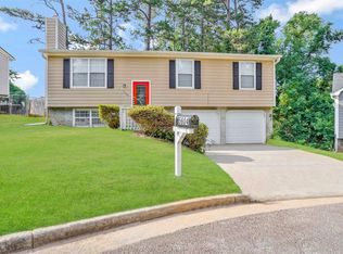 5604 Emerald Gln, Stone Mountain, GA 30088