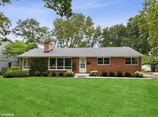 872 Northmoor Rd, Lake Forest, IL 60045