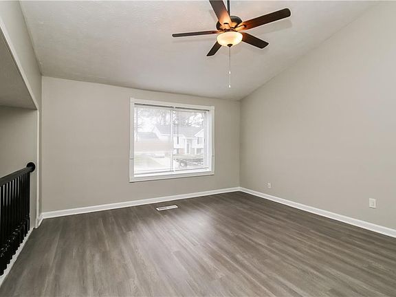 2nd image of 6158 Raintree Bnd