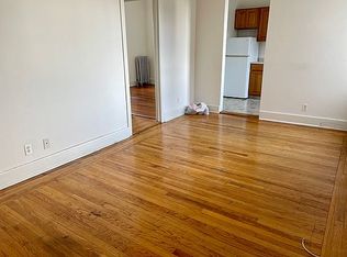 31-14 35th St #5C, Astoria, NY 11106