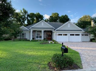 120 Hunters Creek Dr, Saint Johns, FL 32259