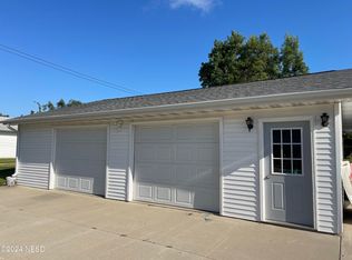 355 Frontier St, Toronto, SD 57268